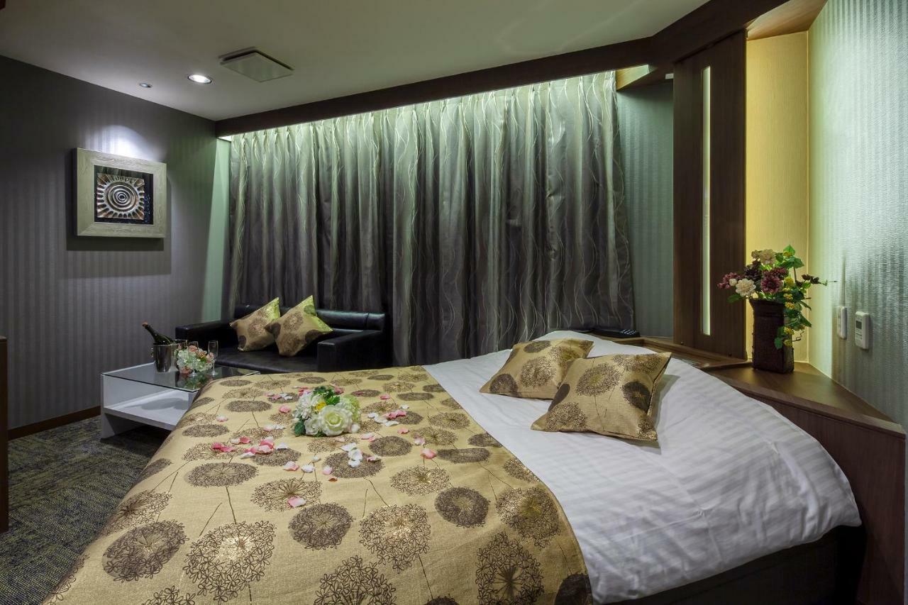 Restay Hiroshima (Adults Only) Bagian luar foto