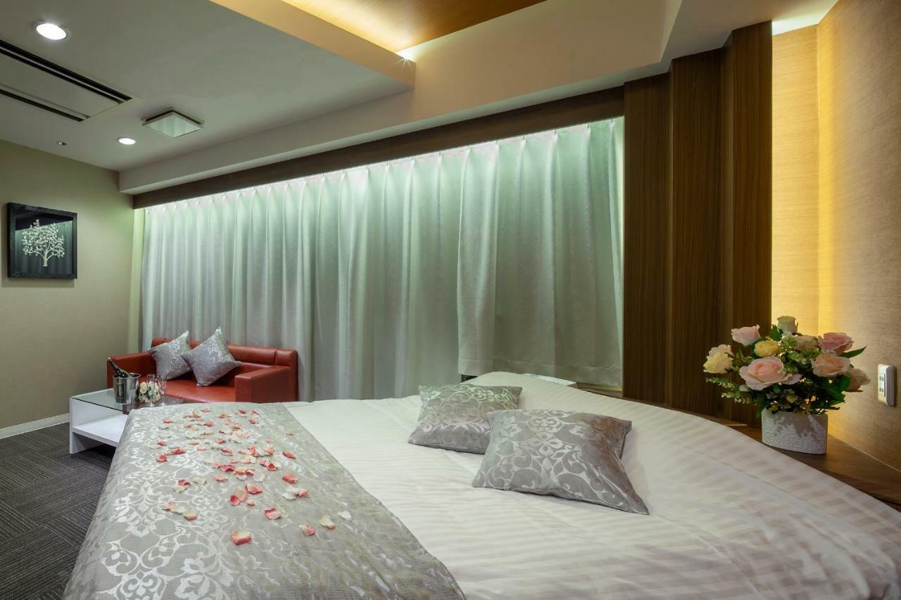Restay Hiroshima (Adults Only) Bagian luar foto